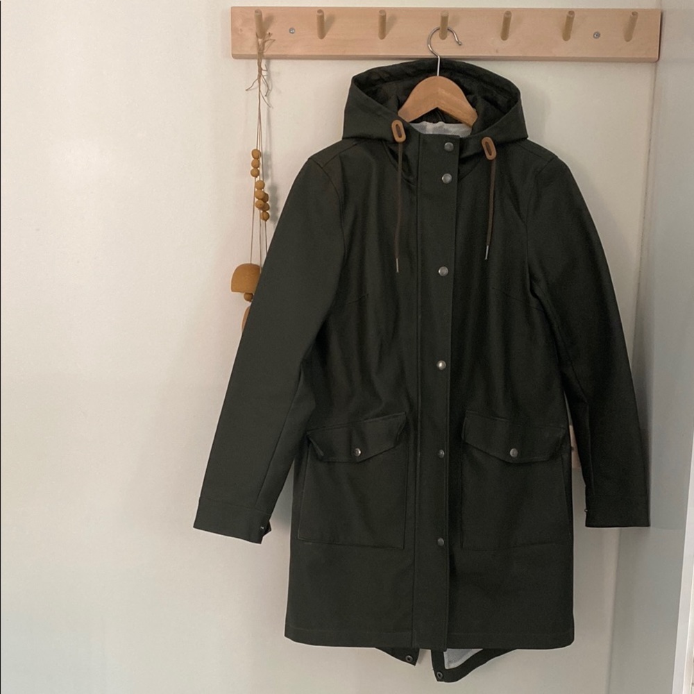 Levi’s Women's Hooded Fishtail Rain coat - Olive Green